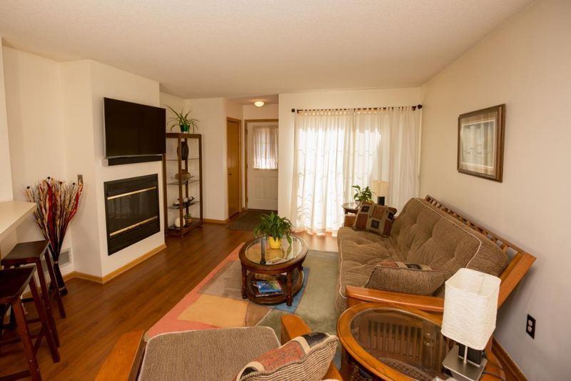 773 Crystal Ave #128, Shoreview, MN 55126