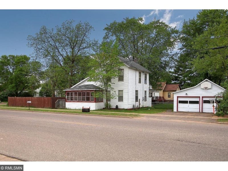 228 1st St W, Altoona, WI 54720