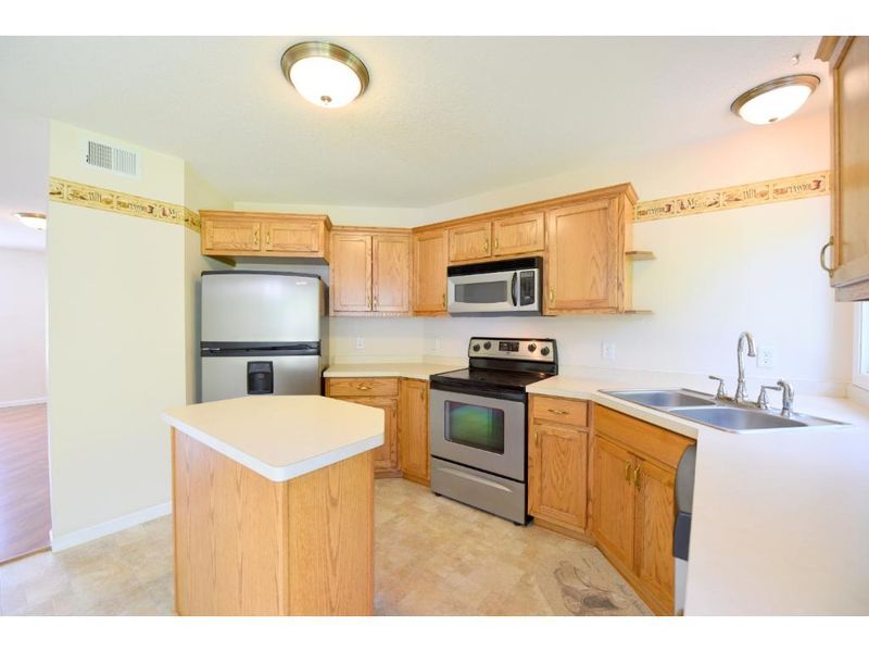 707 3rd St NW, Little Falls, MN 56345