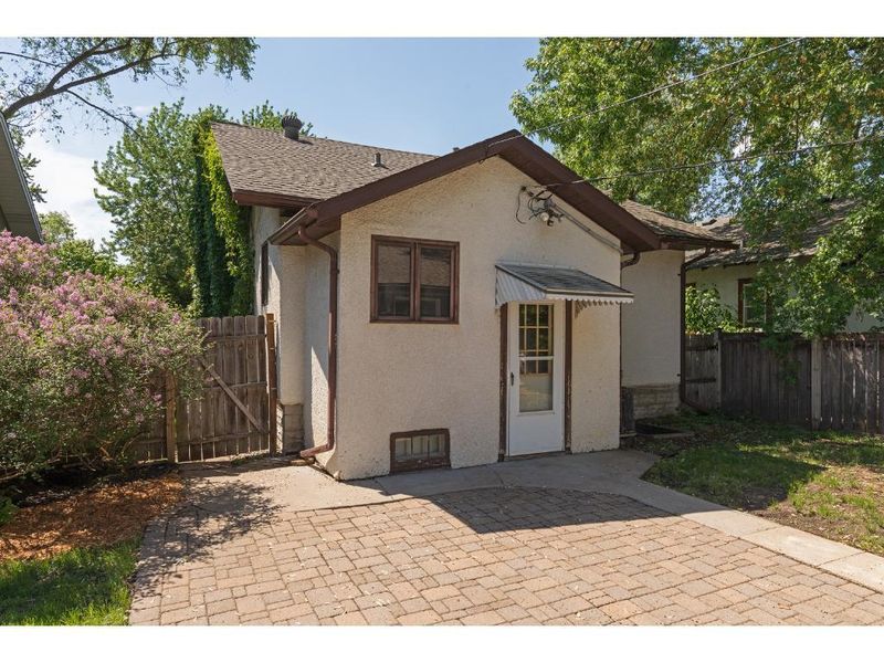 5645 Pillsbury Ave S, Minneapolis, MN 55419