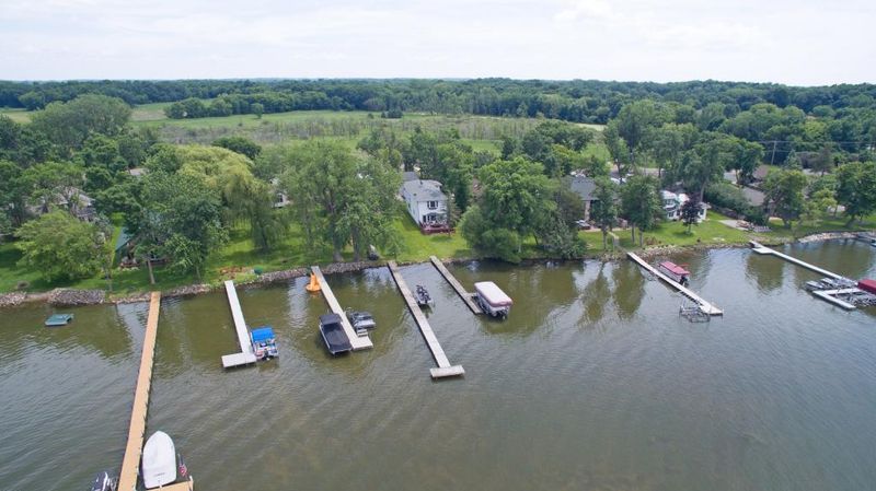 7393 N Shore Trl N, Forest Lake, MN 55025