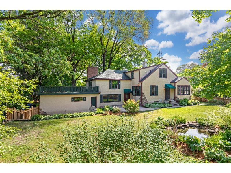 4155 Summit Ln, White Bear Lake, MN 55110