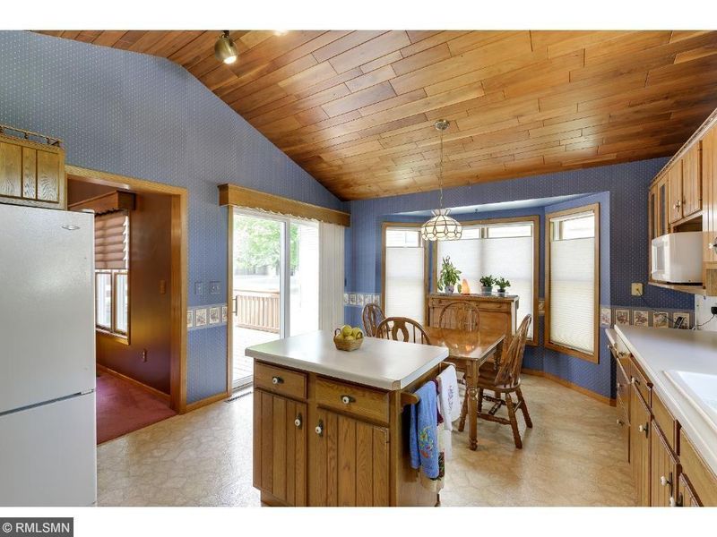 1448 Erickson Dr, Hastings, MN 55033