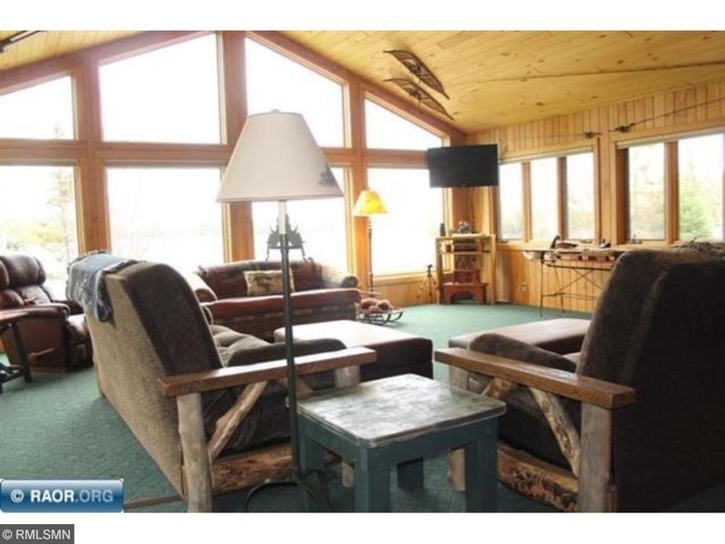 2642 Wakely Rd, Cook, MN 55723