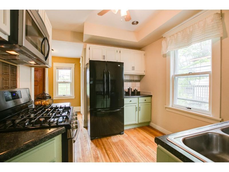 646 Central Ave W, Saint Paul, MN 55104