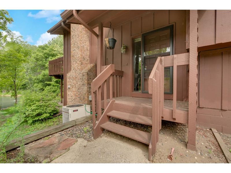 7033 Unity Ave N, Brooklyn Center, MN 55429