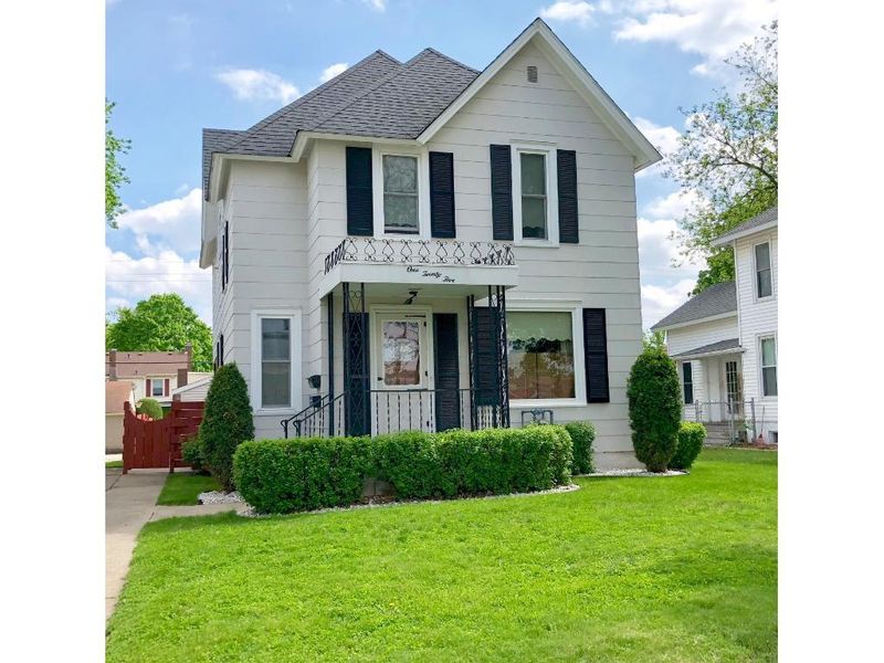 125 W Mill St, Owatonna, MN 55060