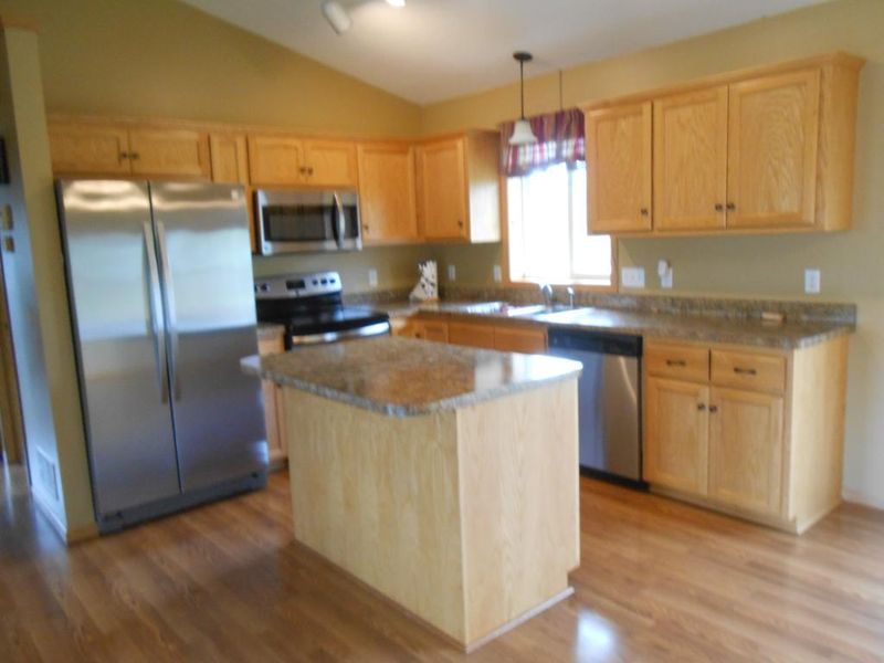 508 Frankfort Way, Waverly, MN 55390