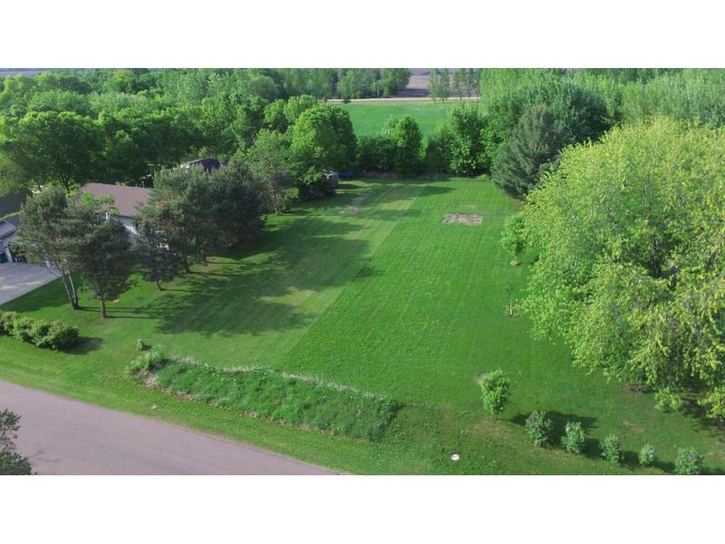 XXX E Cedar Lake Dr, New Prague, MN 56071
