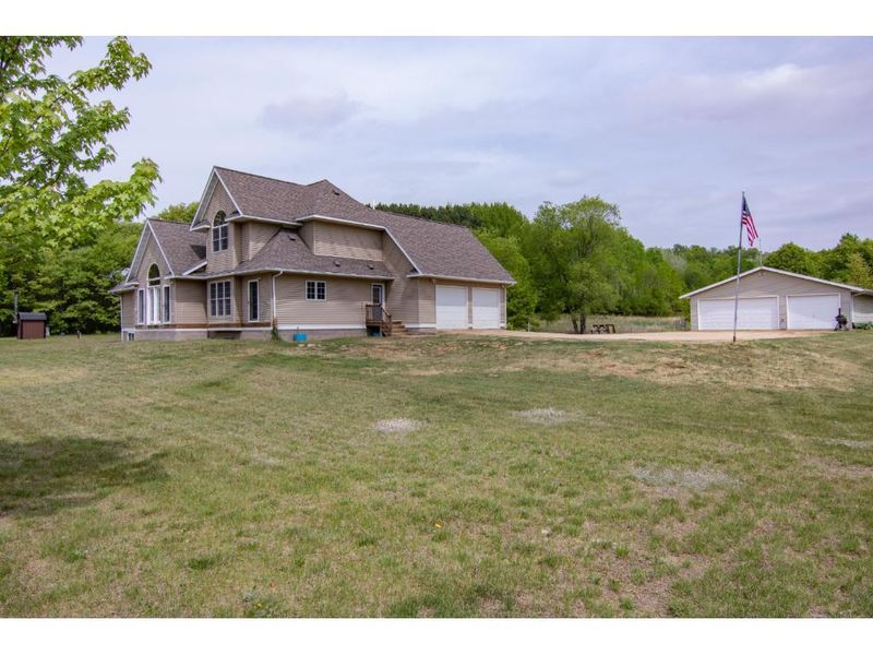 N10610 370th St, Boyceville, WI 54725