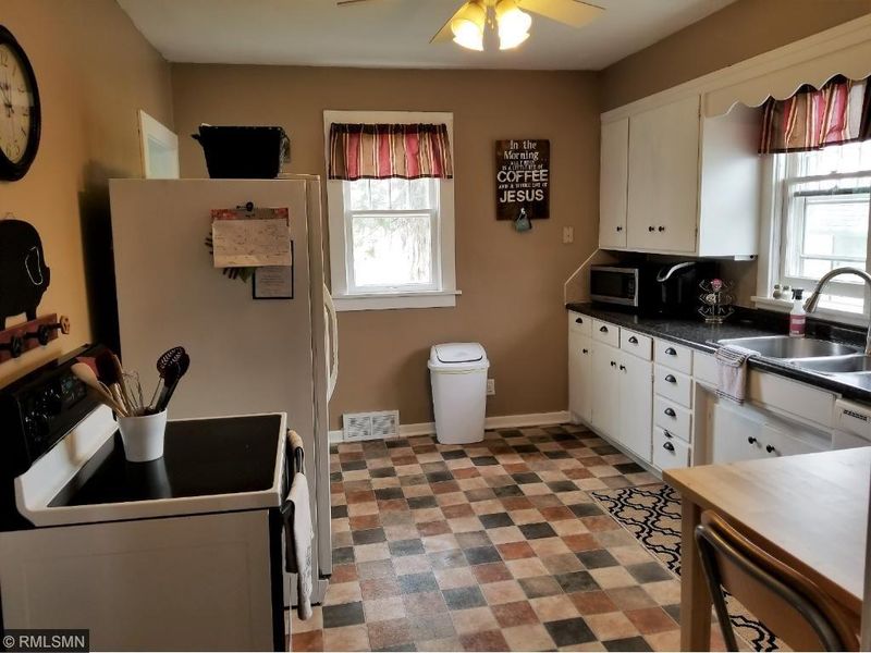 286 State Road 35, Osceola, WI 54020