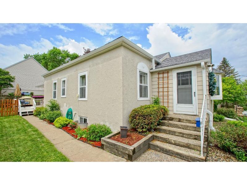 1520 East Ave, Red Wing, MN 55066