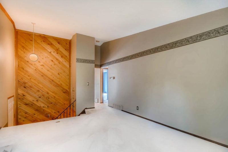 4342 Arden View Ct, Arden Hills, MN 55112