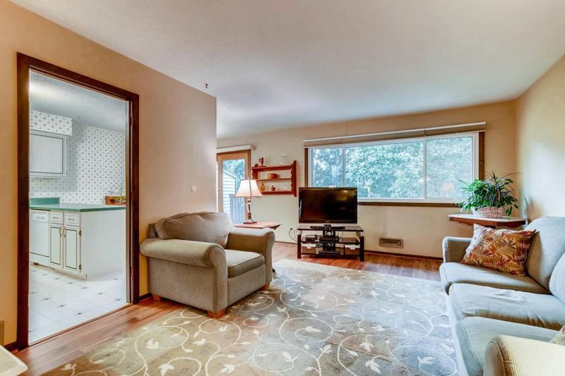 13620 Everton Ave, Apple Valley, MN 55124