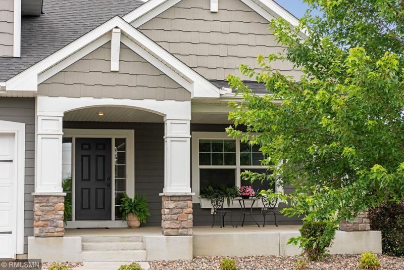16480 Hawk Ridge Ct NW, Prior Lake, MN 55372