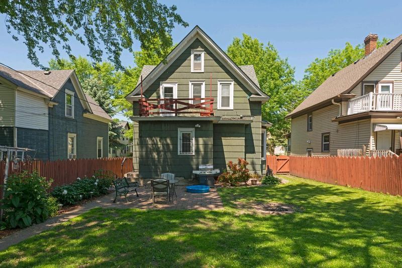 1188 Reaney Ave, Saint Paul, MN 55106