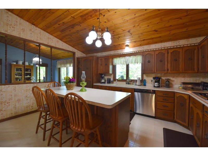 16097 Ahrens Hill Rd, Brainerd, MN 56401