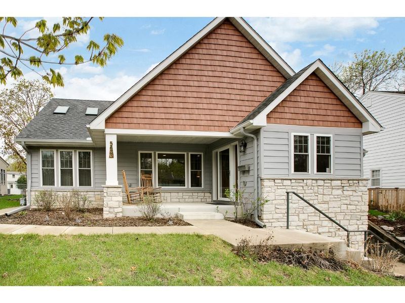 5433 Cumberland Rd, Minneapolis, MN 55410