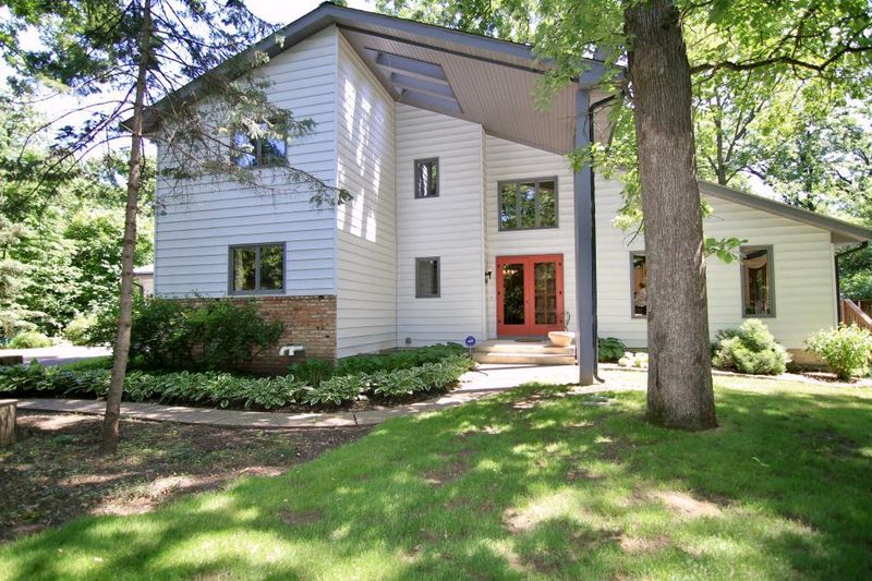 8590 Keats Ave S, Cottage Grove, MN 55016