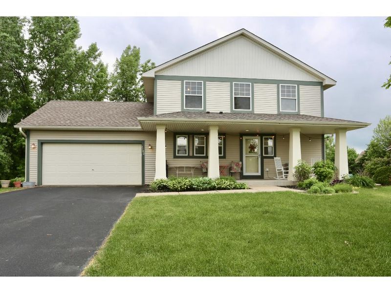 1182 Macey Way, Stillwater, MN 55082