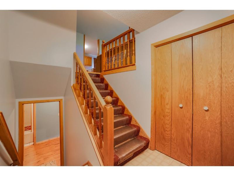 82 103rd Ave NE, Blaine, MN 55434
