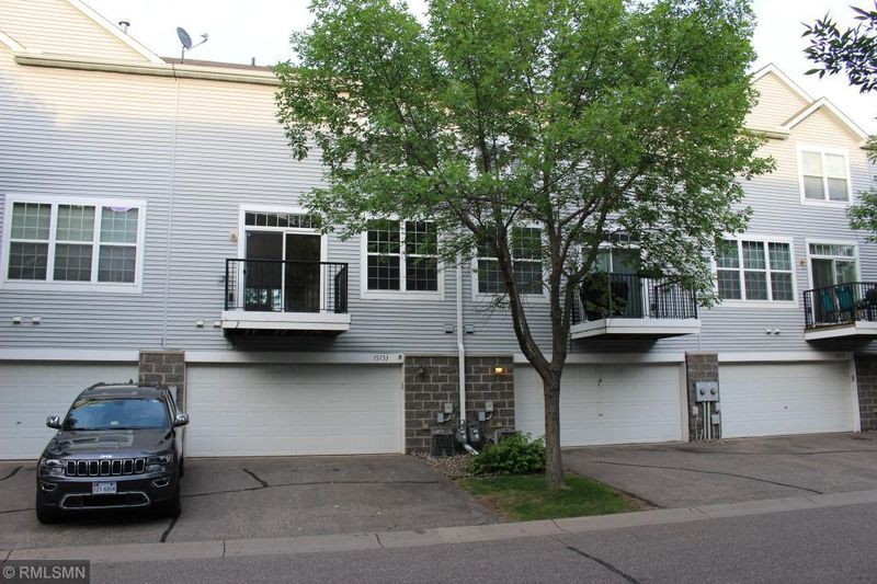 15733 Foliage Ave, Apple Valley, MN 55124