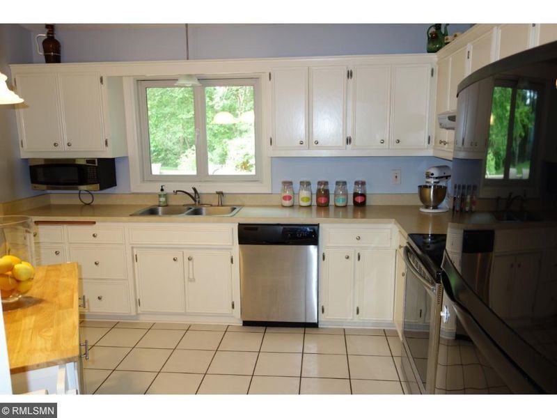 3706 Westmark Dr, Minnetonka, MN 55345