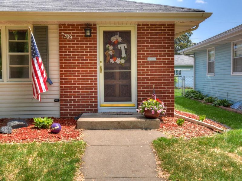 7309 3rd Ave S, Richfield, MN 55423