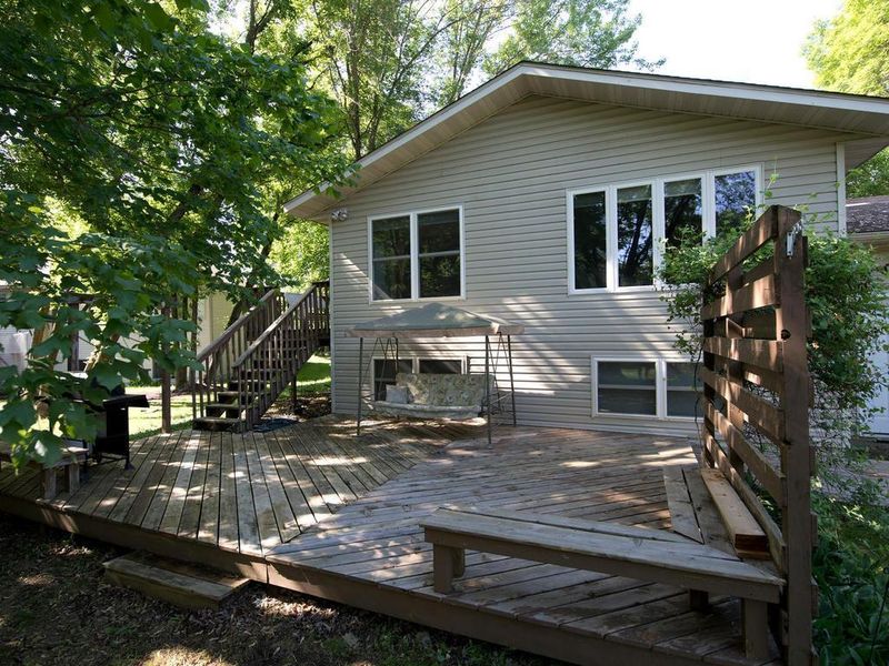 1501 W River St, Monticello, MN 55362