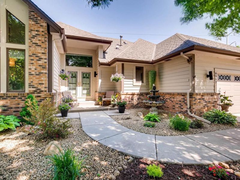 9012 Ashley Ter, Brooklyn Park, MN 55443