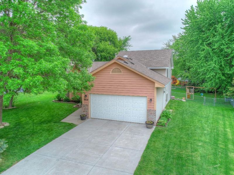 4824 Aspen Dr, Savage, MN 55378