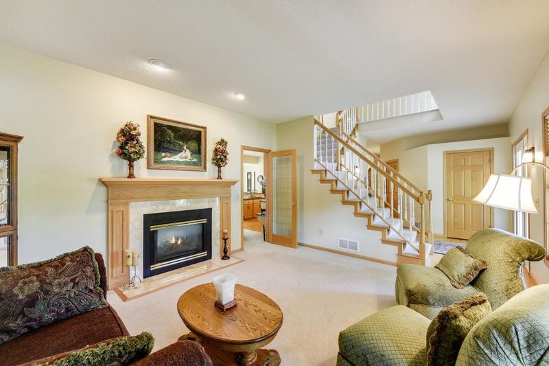 12079 Gantry Ct, Apple Valley, MN 55124