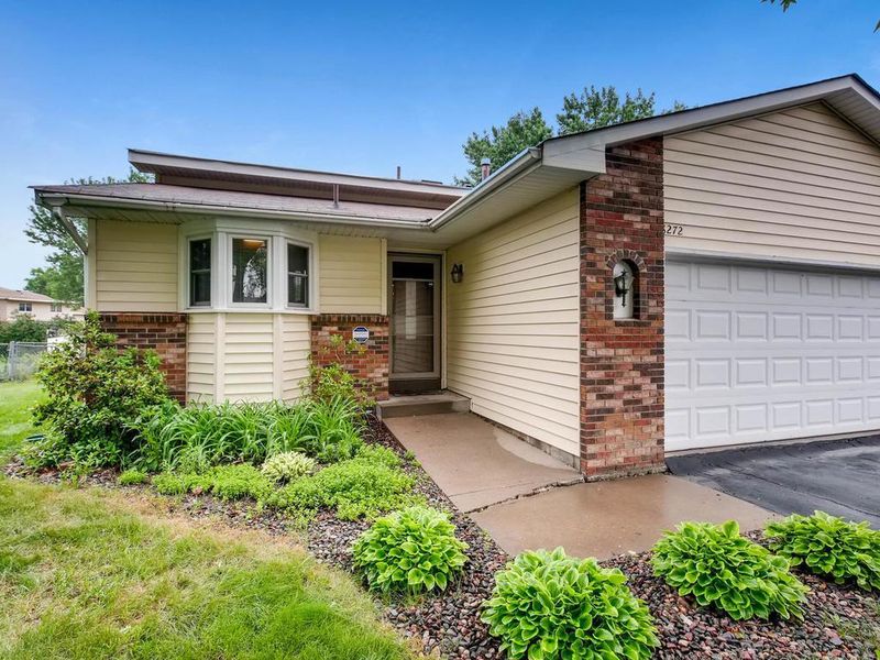 8272 Irving Ave N, Brooklyn Park, MN 55444
