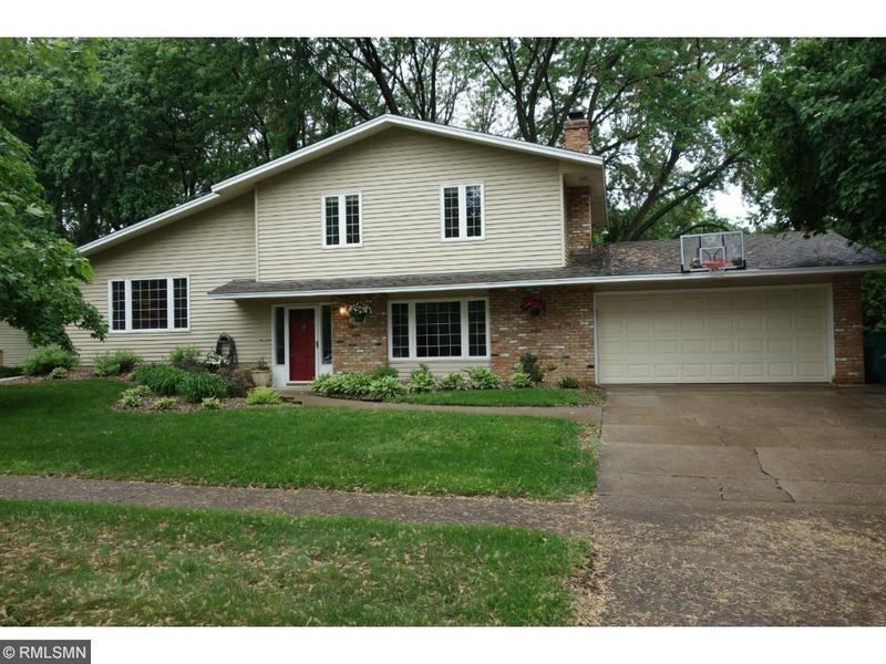 14317 Garland Ave, Apple Valley, MN 55124