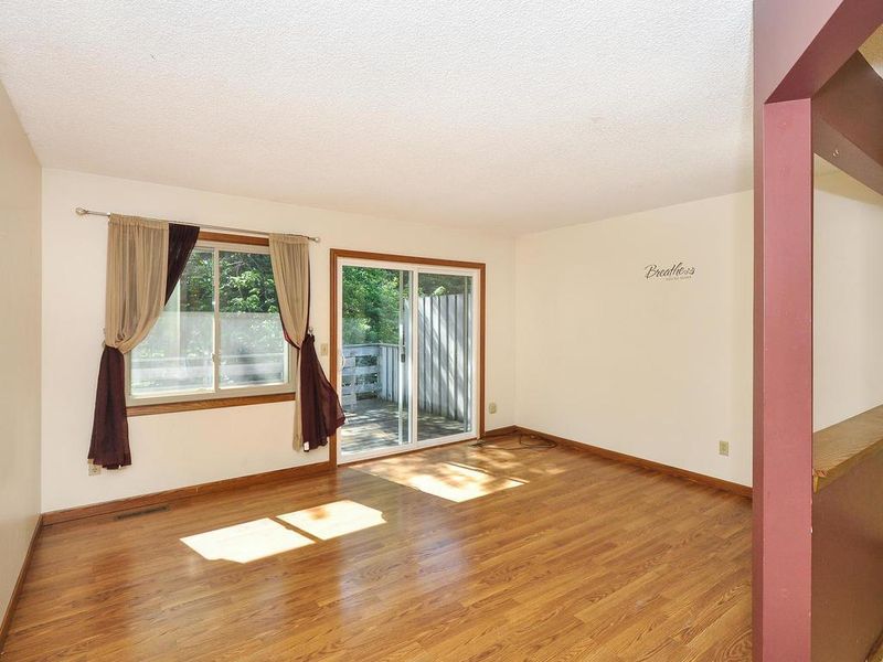 11025 Osage St NW, Coon Rapids, MN 55433