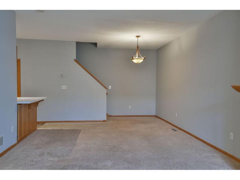 1864 Parkway Ave, Shakopee, MN 55379