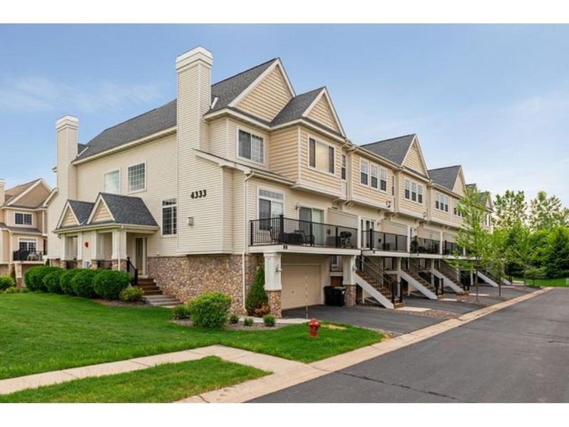 4333 Victor Pa #4, Hugo, MN 55038