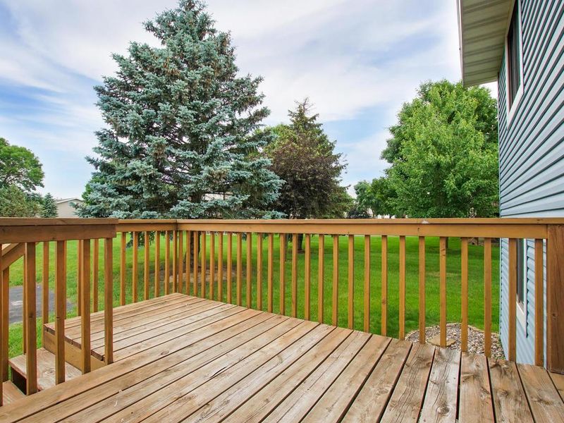 1521 127th Ln NE, Blaine, MN 55449
