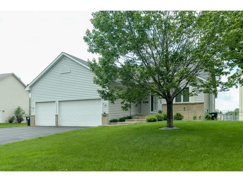 14084 Orchid St NW, Andover, MN 55304