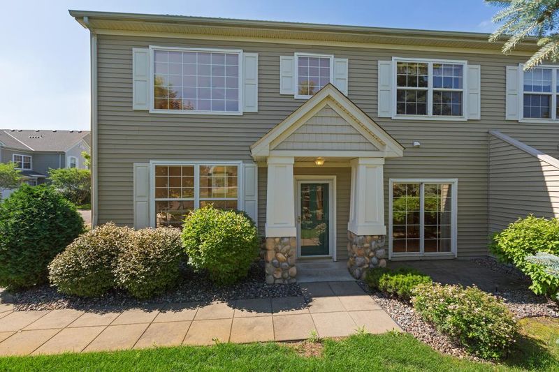 1941 Bluestem Ln, Shoreview, MN 55126