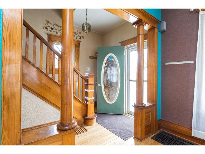 1620 Garfield Ave, Altoona, WI 54720