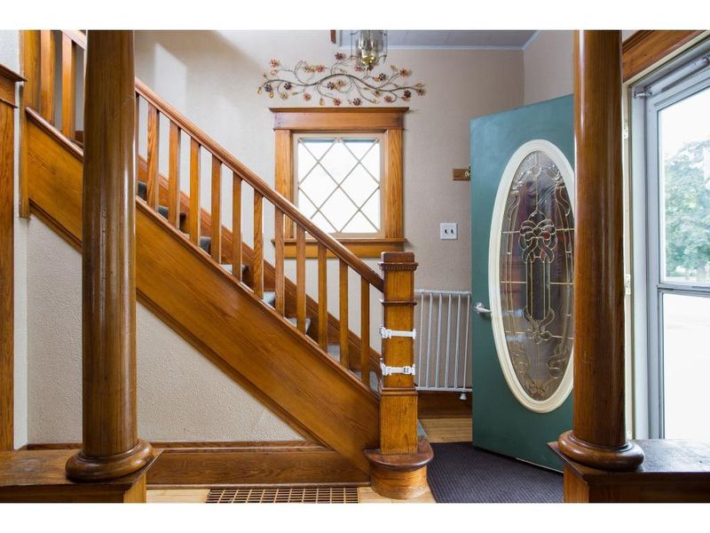 1620 Garfield Ave, Altoona, WI 54720