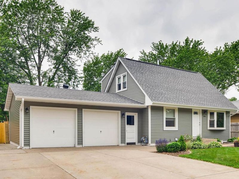 11248 Norway St NW, Coon Rapids, MN 55448