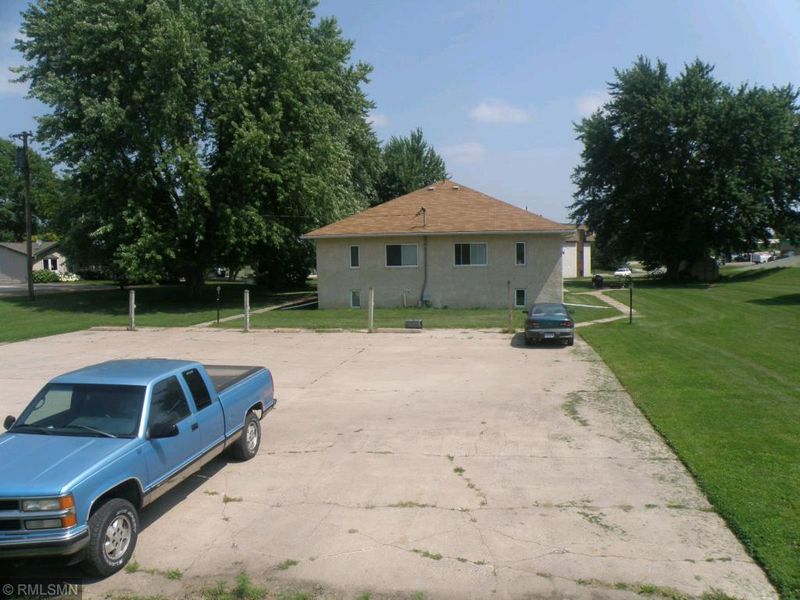 205 Newton Ave NE, Watertown, MN 55388