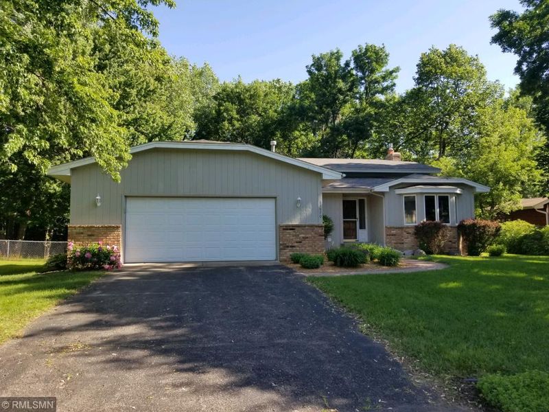 11970 101st Ave N, Maple Grove, MN 55369