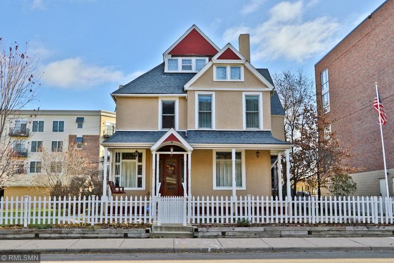 1813 3rd Ave S, Minneapolis, MN 55404