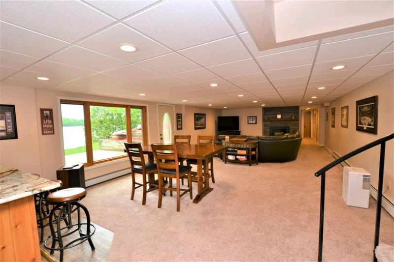 24438 Kalar Rd, Cohasset, MN 55721