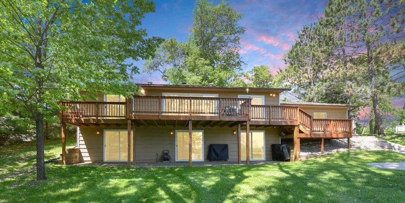 12902 Knollwood Dr, Baxter, MN 56425