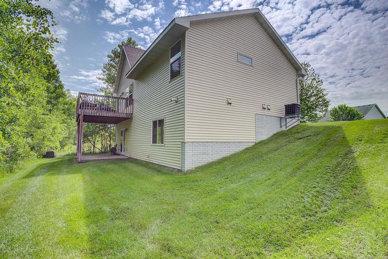 2720 Platinum St, Saint Augusta, MN 56301
