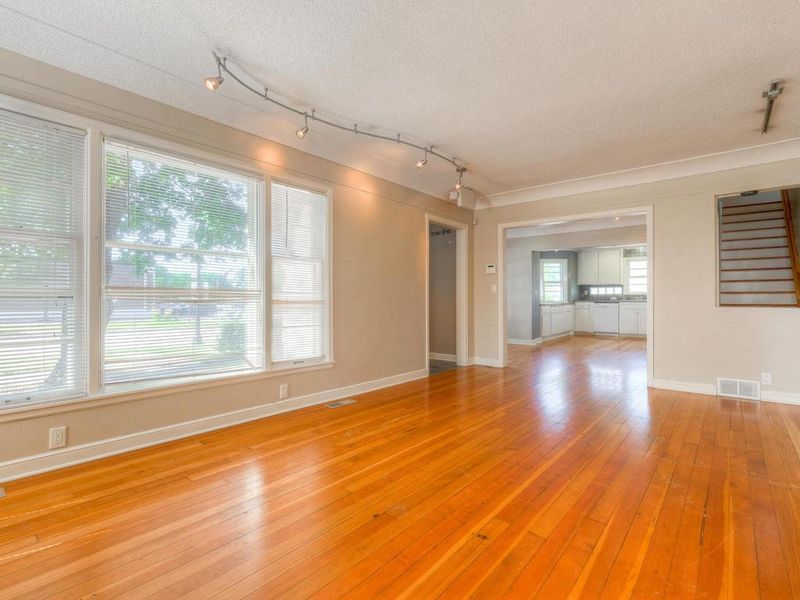 200 Central Ave E, Saint Michael, MN 55376